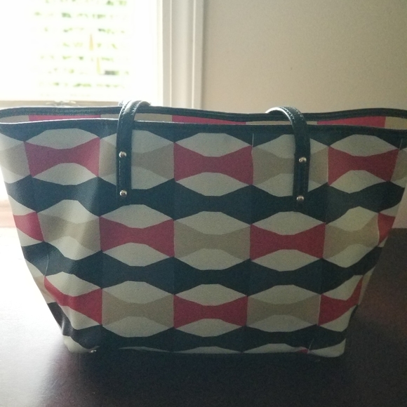 Kate Spade - Picture 2 of 5